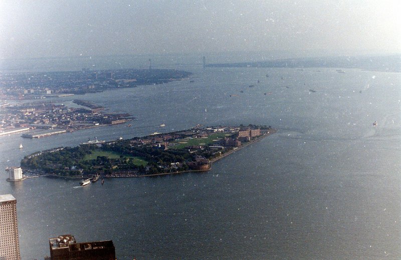 1-7-1986_033.jpg - Island in der Hudson Bay
